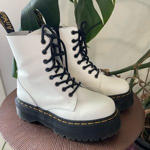 Dr.Martens Jadon White